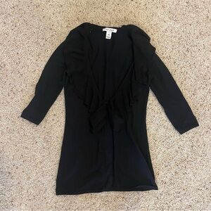 Excellent condition White House black market size XXS Black long sleeve cardigan
